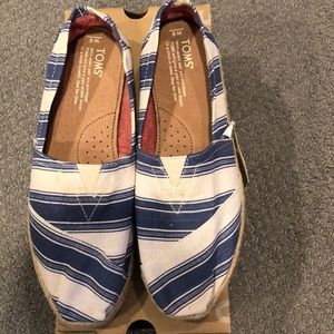 Toms blue and white striped canvas classics